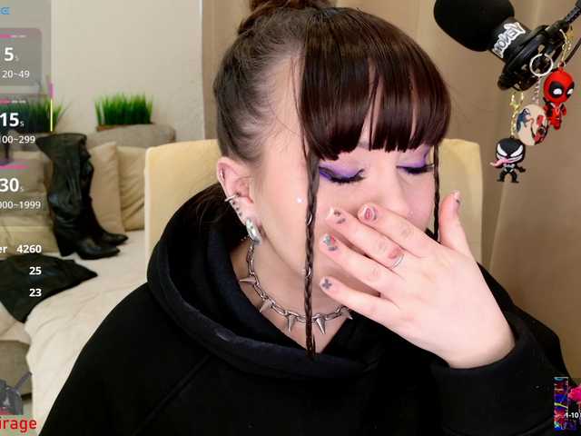 Apraides ekrānuzņēmumi Kate-Desire