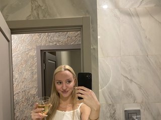 Erotiska video tērzēšana KATE_KISS