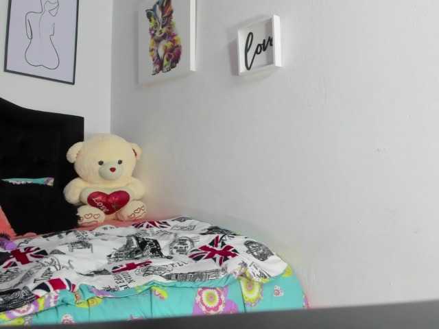 Apraides ekrānuzņēmumi Kendall-sexy