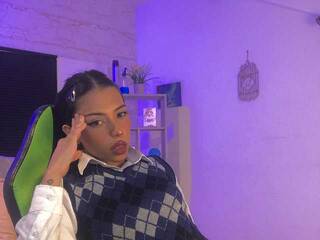 Erotiska video tērzēšana Khaleesi-dragon