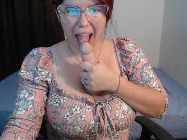 Fotogrāfijas khattie I have a tip menu, look at it and pay for your request...Come play with me and I'll make you run with my squirtreach the finish line you will see a squirt show- goal= squirt