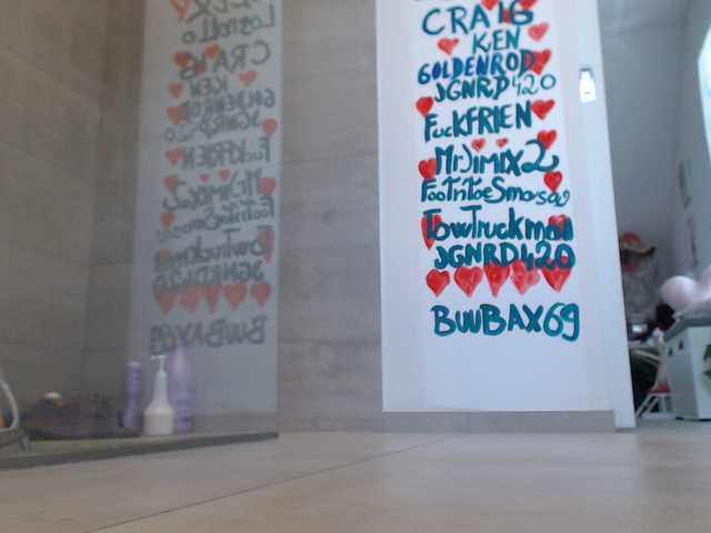 Apraides ekrānuzņēmumi KinkyMoni