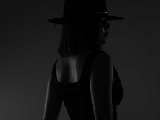 Profila foto kira-rodriguez
