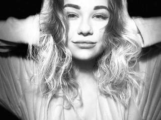 Erotiska video tērzēšana Kittenbabys