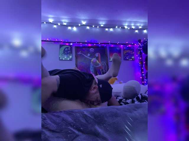 Fotogrāfijas kittenbeast69 300 tokens flash tits 600 tokens suck dick