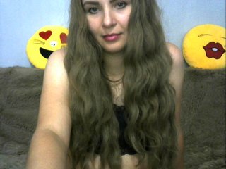 Fotogrāfijas KrisXS Hello! My name i***ristina! If you like me, put love, add to friends. Show chest worth 50 talk., Pussy 100, ass 50 show ***pers. Watching camera 20 current. I put music to order.