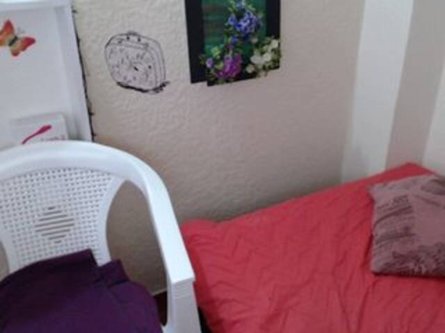 Apraides ekrānuzņēmumi KylieDaniiels