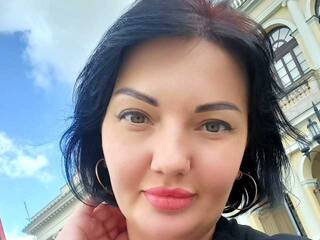 Erotiska video tērzēšana LadyBoomWild