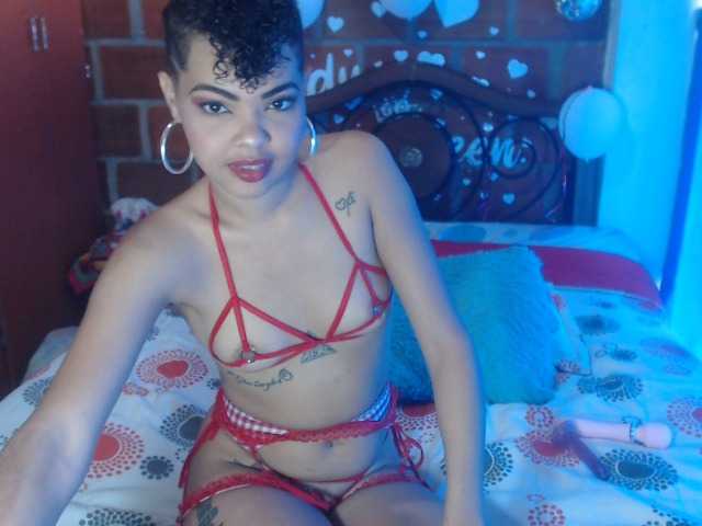 Fotogrāfijas ladyqueen19x INSTANT SQUIRT FOR 100 tokens ,how much squirt make me ?? #anal #squirt #ebony
