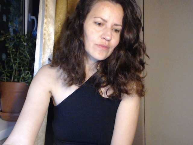 Apraides ekrānuzņēmumi Larianna