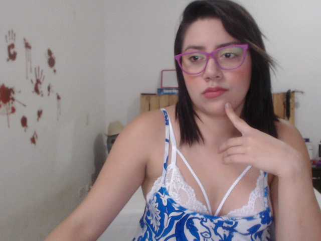 Fotogrāfijas LaurenJohnsom LUSH ON, Pvt MAKE ME #cum #squirt GOAL 1°Boobs with oil 2°Blowjob, Play with my warm pussy, 3°Twerk 4°Hitachi time in doggy, 5°Strip show with erotic song, I love it vibes of #lovense #anal at 6° and #squirt in the last goal 7