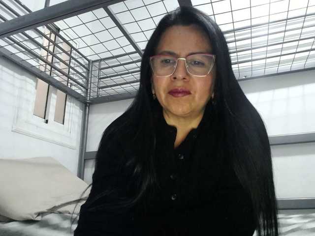 Apraides ekrānuzņēmumi LaurenMature