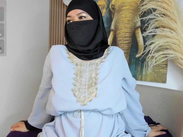 Apraides ekrānuzņēmumi Layla-arabelle