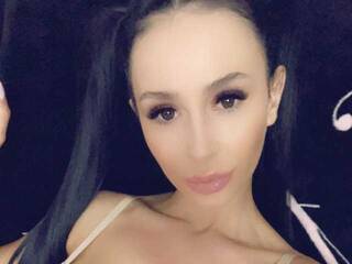 Erotiska video tērzēšana LaylaRad