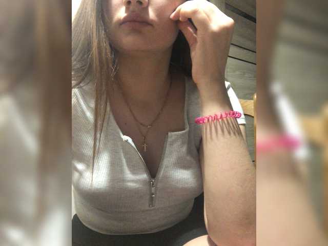 Apraides ekrānuzņēmumi OctaviaBlake