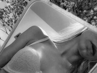 Erotiska video tērzēšana LeksiAngel