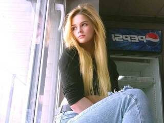 Erotiska video tērzēšana LetsRight