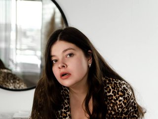 Erotiska video tērzēšana Lila-Linds