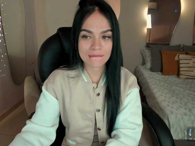 Apraides ekrānuzņēmumi LindseyWoods
