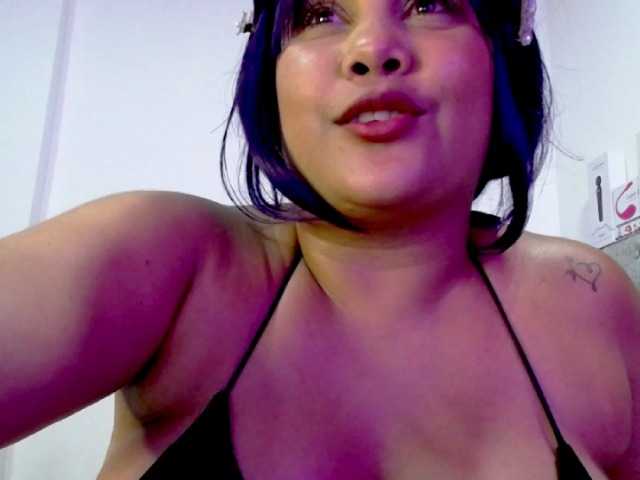 Fotogrāfijas lipsy-cute Explode my pussy with my lush #latina #curvy #bigass #cum #domi