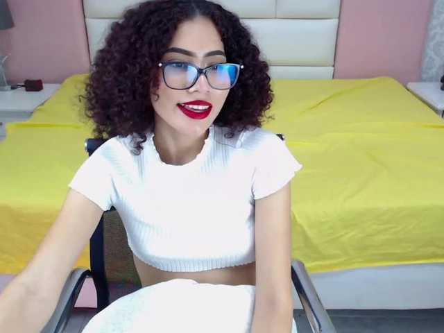 Fotogrāfijas LisaReid I want you in my room, make me get wet and be naked [none] #petite #young #latina