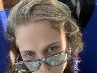 Erotiska video tērzēšana Littlemolly1