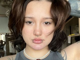Erotiska video tērzēšana littlewetgirl