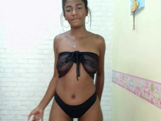 Apraides ekrānuzņēmumi Lizzie-Clark