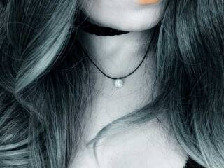 Erotiska video tērzēšana 1Girl-1Fist