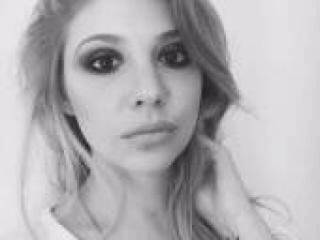 Erotiska video tērzēšana lovebruin33