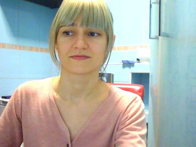 Apraides ekrānuzņēmumi LovelyBlond