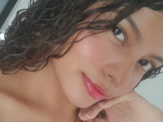 Erotiska video tērzēšana LuluPeach069