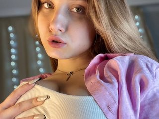 Erotiska video tērzēšana LunetteFame