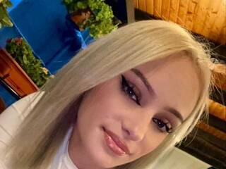 Erotiska video tērzēšana LustyRose