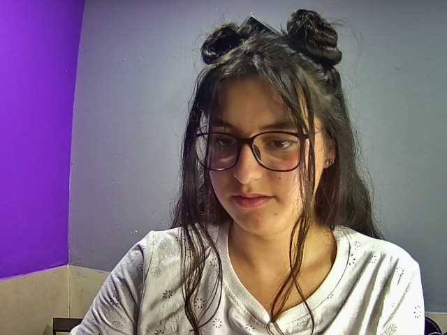 Apraides ekrānuzņēmumi MabelMike