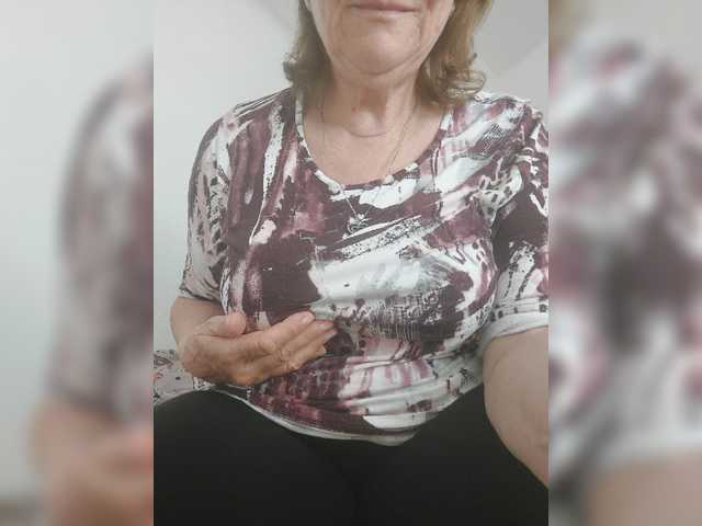Fotogrāfijas MadamSG Hello! My name is Nadezhda, I am 58 years old. I am very glad to see you visiting me! Give me your love. Vibration from 2 tokens