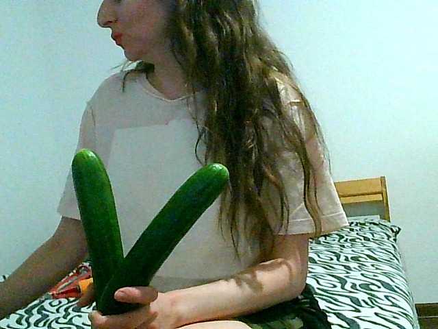 Fotogrāfijas MagalitaAx go pvt ! i not like free chat!!! all for u in show!! cucumbers will play too