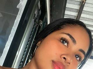 Erotiska video tērzēšana MargotNeal