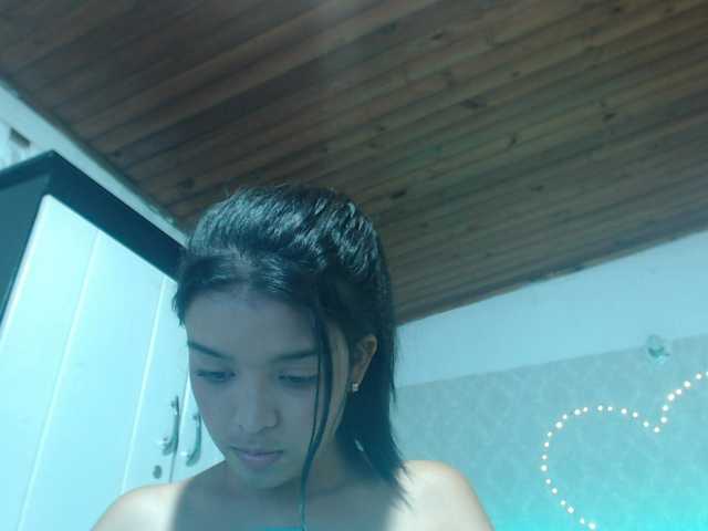 Fotogrāfijas marianalinda1 undress and show my vajina and my breasts 400 tokes you want to see my vajina 350 my breasts 90 masturbarme 350 show my tail 100. or do everything in private