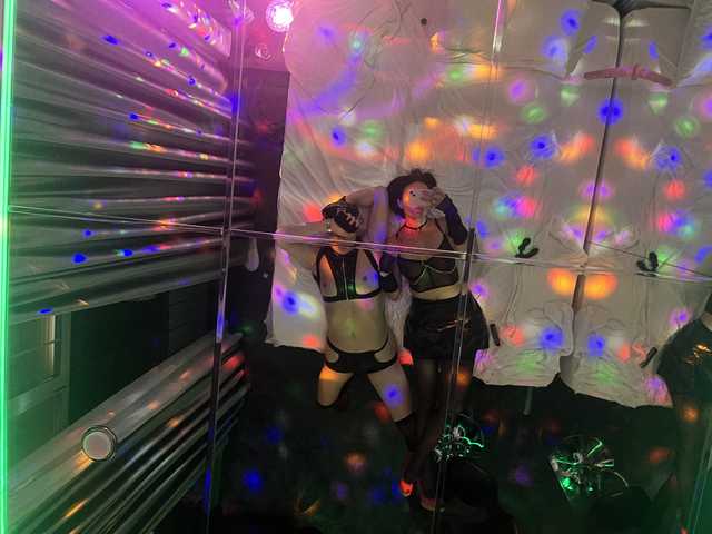 Profila foto ShowTwins