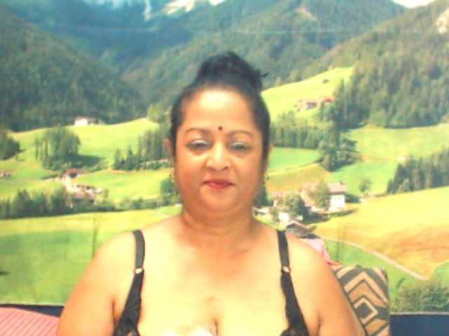 Fotogrāfijas matureindian boobs 15 tk,ass 25 tokens,fully nude in pvt n spy,tip 15tk to use toy,guys all nude in spy or pvt,spreading ass n pussy also in spy or pvt