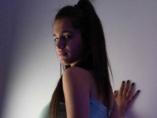 Erotiska video tērzēšana Maya-Louis