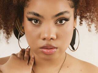 Erotiska video tērzēšana MeganRoux