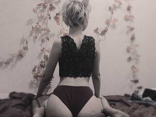 Erotiska video tērzēšana Meow-Jessica