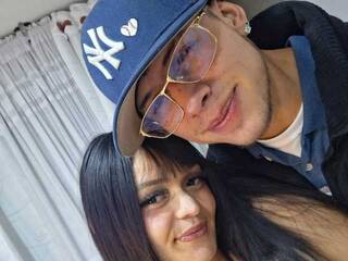 Erotiska video tērzēšana messycouple24