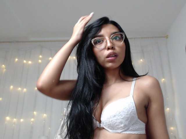 Fotogrāfijas mia-fraga Hi, lets have a fun and dirty F R I D A Y ♥ Come to play with me, naked at 600 TKNS! #sexy #latin #New #curvs #colombian #young #naked #party #tits #pussy
