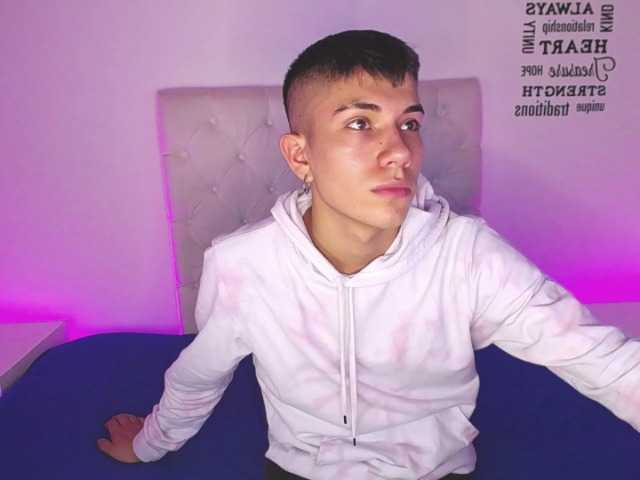 Apraides ekrānuzņēmumi mia-naughty63