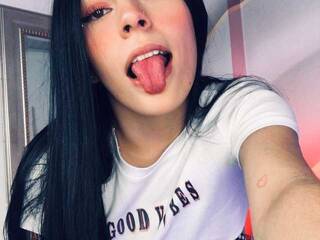 Erotiska video tērzēšana Mia-wells