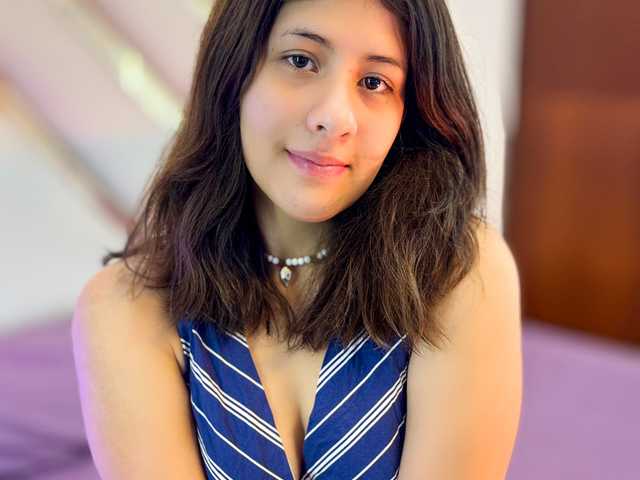 Profila foto miaqueen021