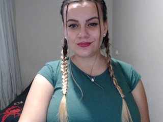 Fotogrāfijas MiaSweet21 Hi, I am Mia, PM-22tk, friends-33tk, camera-44tk, your wishes in the group and private, I don*t completely undress in the chat, put love please)))